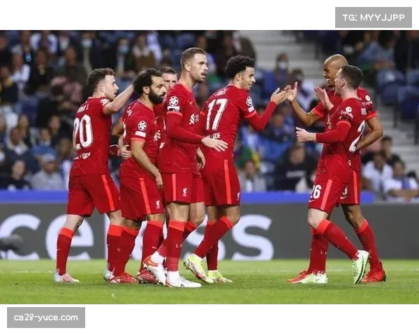 英超转播收入分配制度如何导致豪门和弱队之间贫富差距加剧