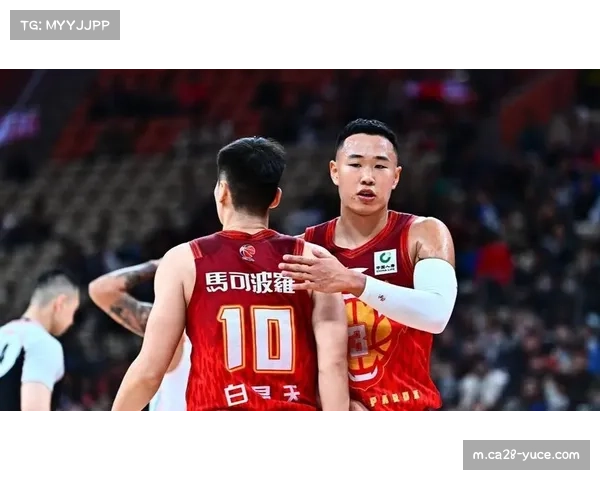 贺希宁三分命中数跻身历史前列，稳定输出提升个人市场价位